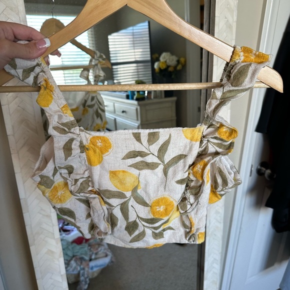 Floral Ruffle Linen Crop Top - Yellow and Green - Picture 2 of 4
